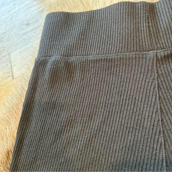 Rag & Bone Rib Knit Ribbed Bike Shorts - Size Small - Black - Perfect Condition! - Picture 5 of 8